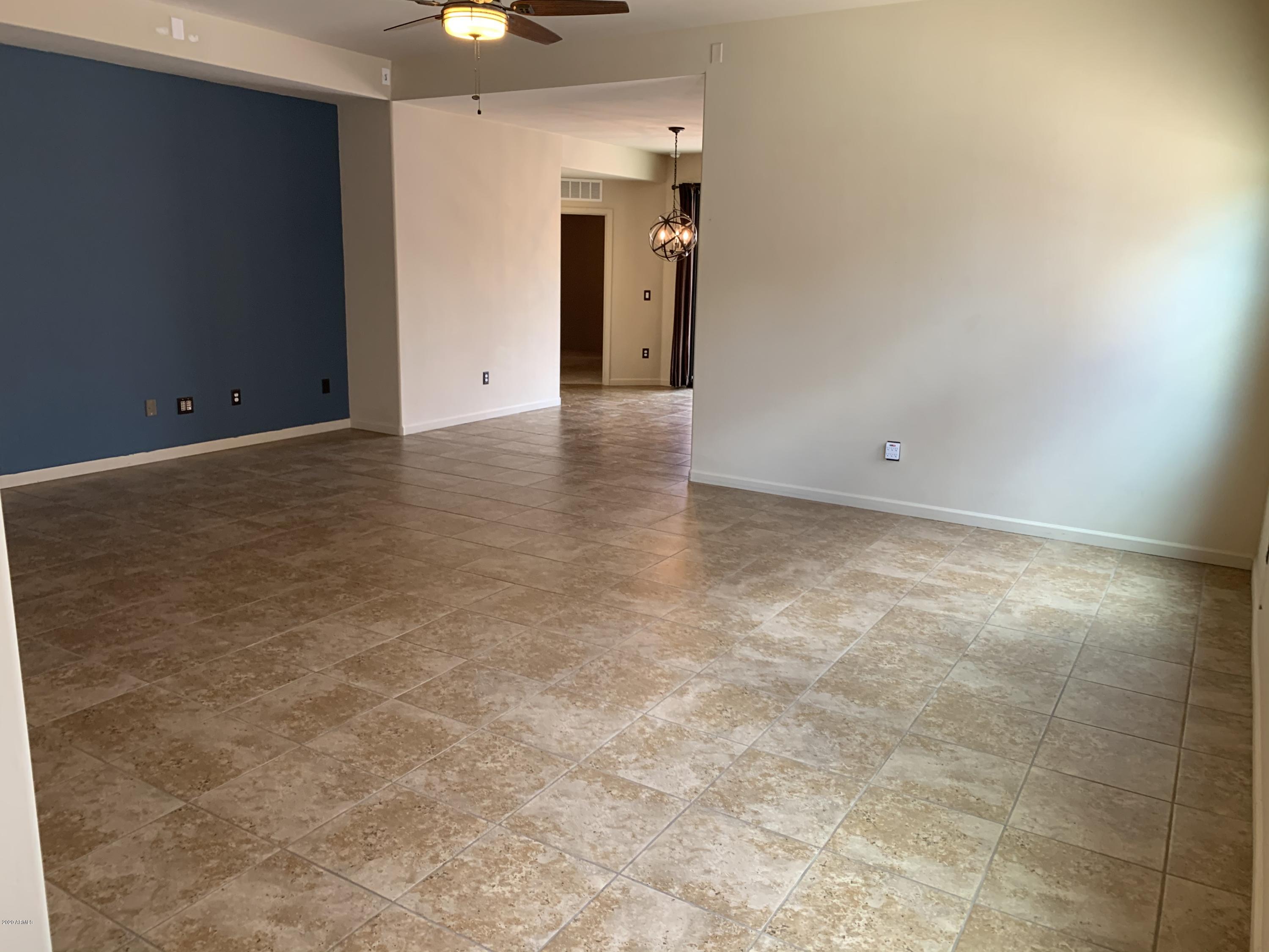 REFLECTIONS AT VALIENTE - Residential Lease