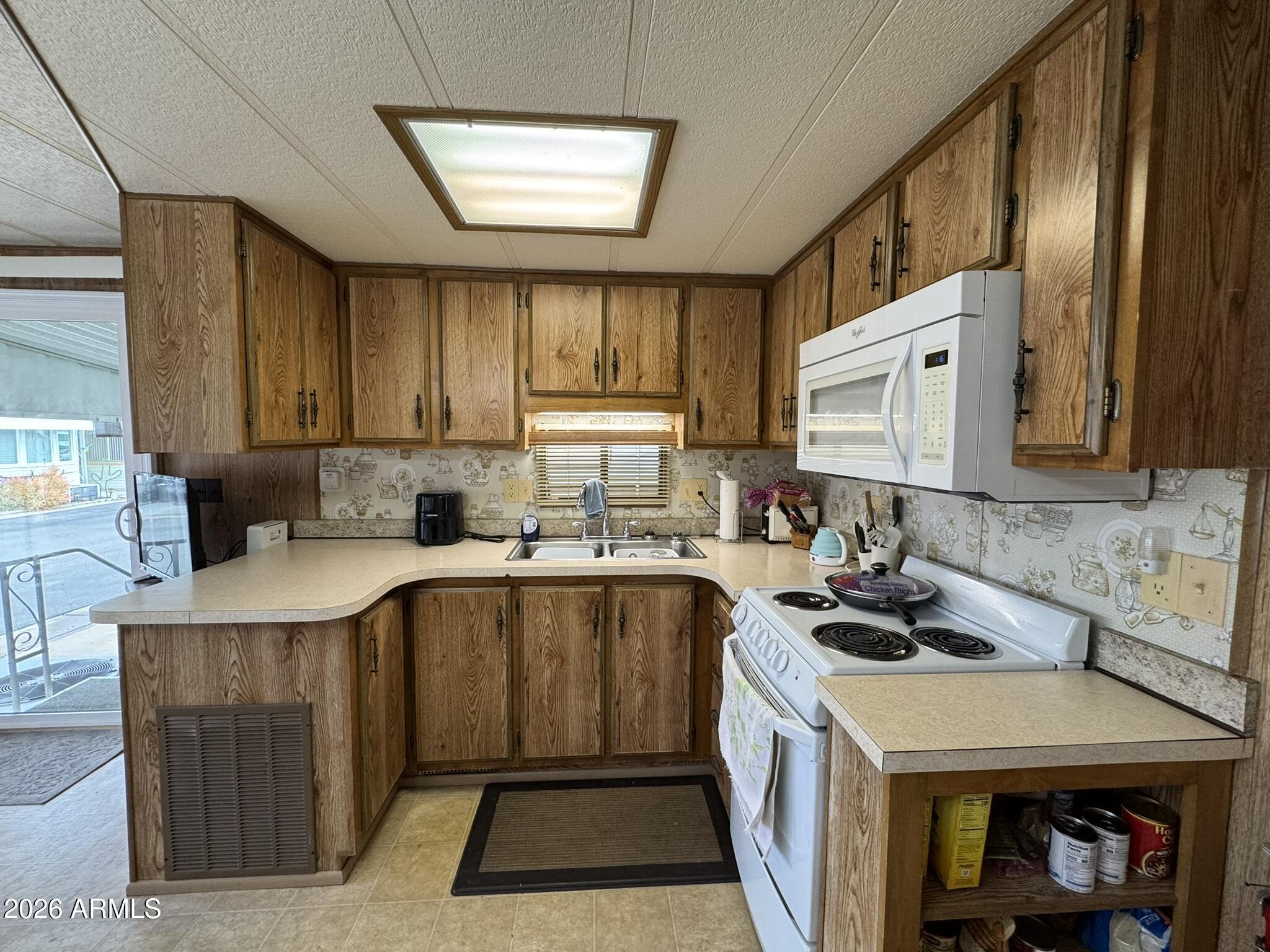 309 E MESQUITE Drive 610