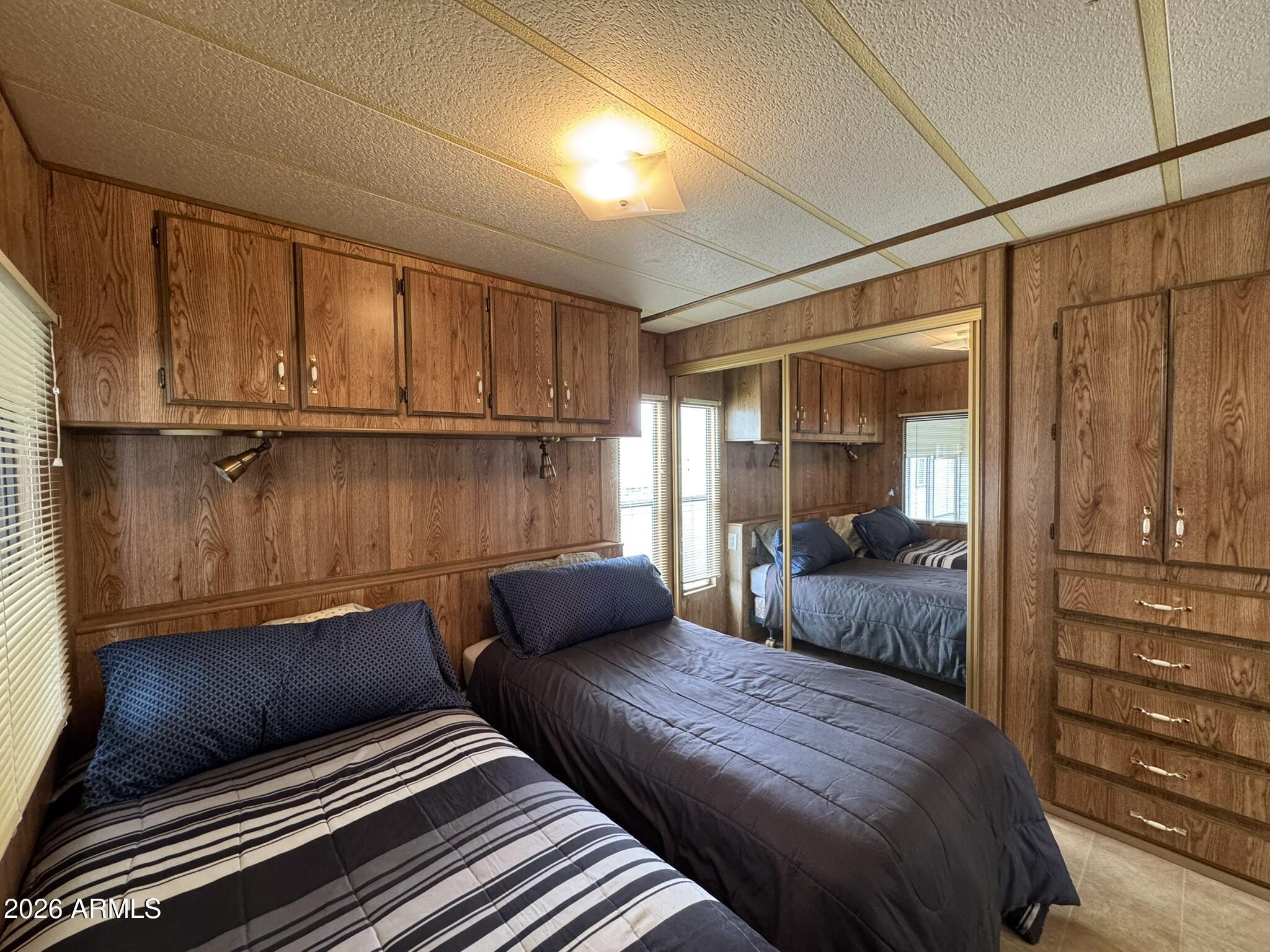 309 E MESQUITE Drive 610