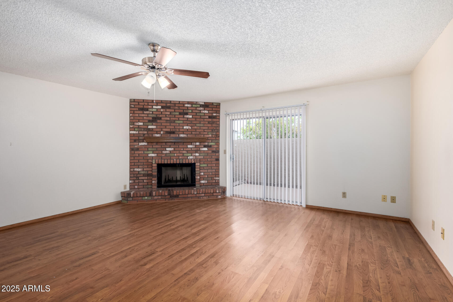 3345 E UNIVERSITY Drive 73