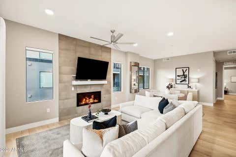 Photo of 5250 E Deer Valley Drive #258, Phoenix, AZ 85054 (MLS # 7038675)