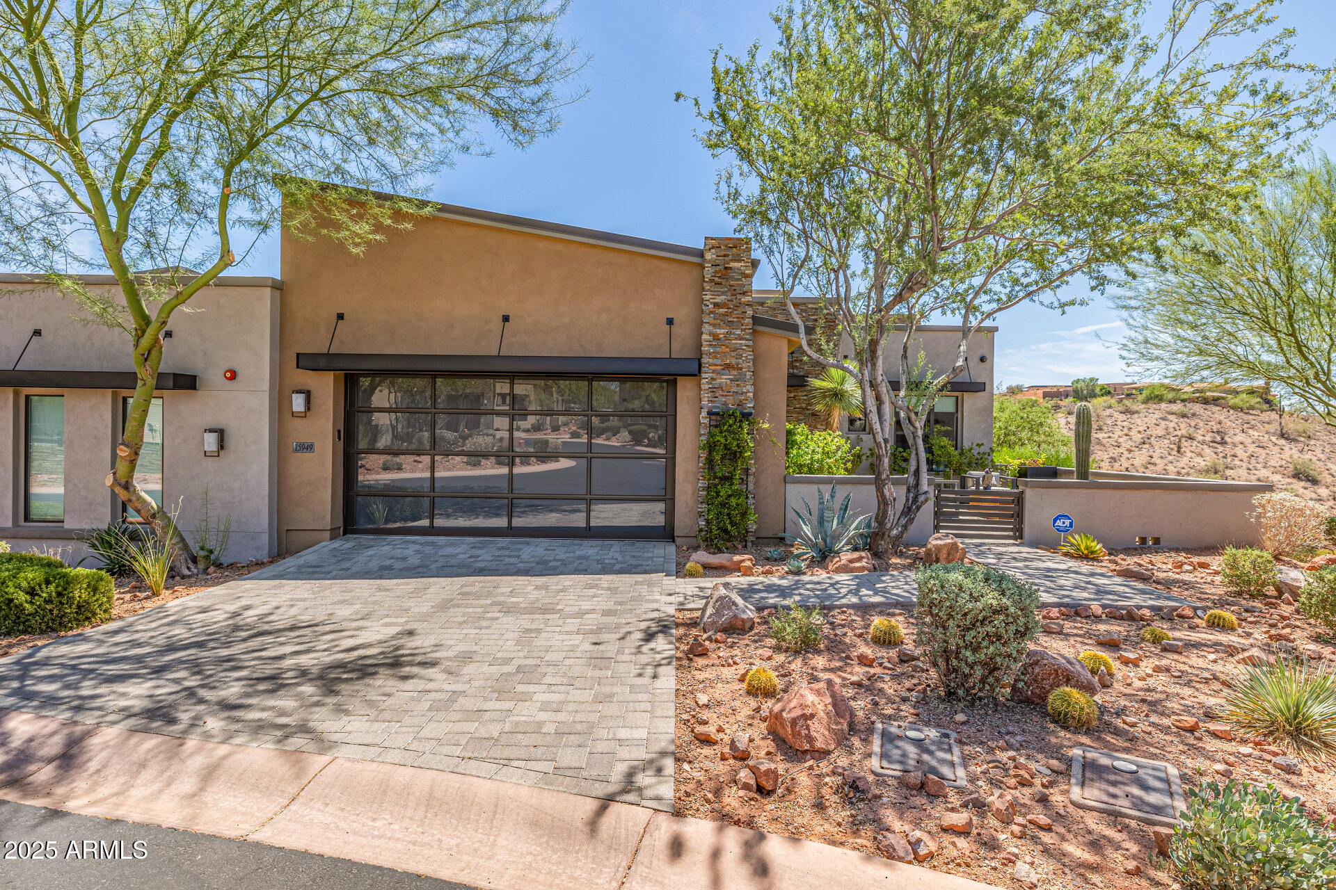 15949 E RIDGESTONE Drive