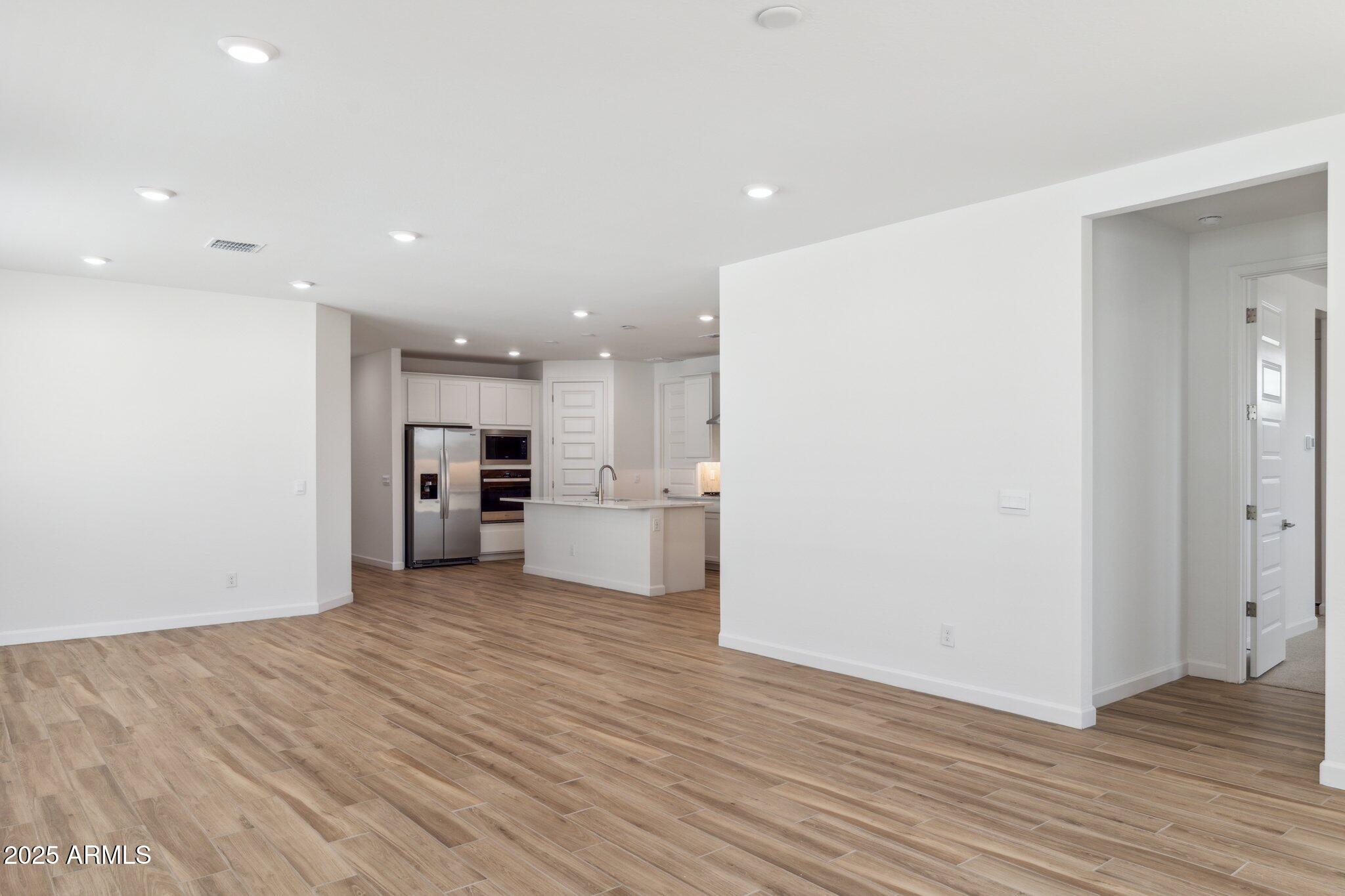 6938 W BUCKHORN Trail