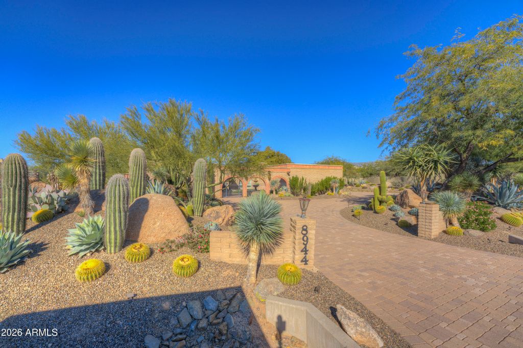 Photo of 8944 E Cave Creek Road E, Carefree, AZ 85377 (MLS # 6967468)