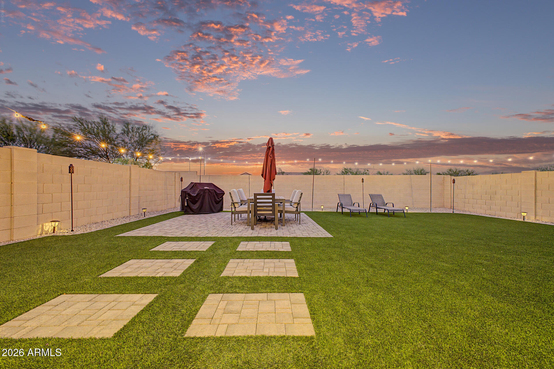 9014 W SAN MIGUEL Avenue