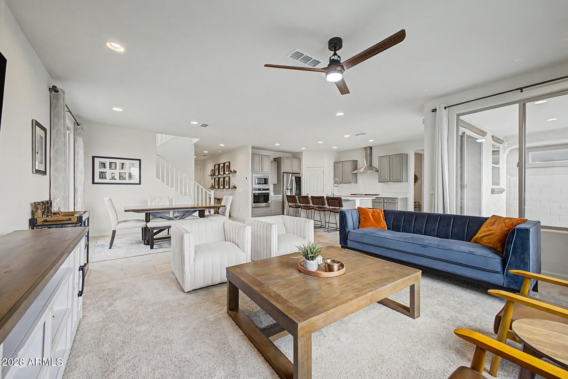 9014 W SAN MIGUEL Avenue