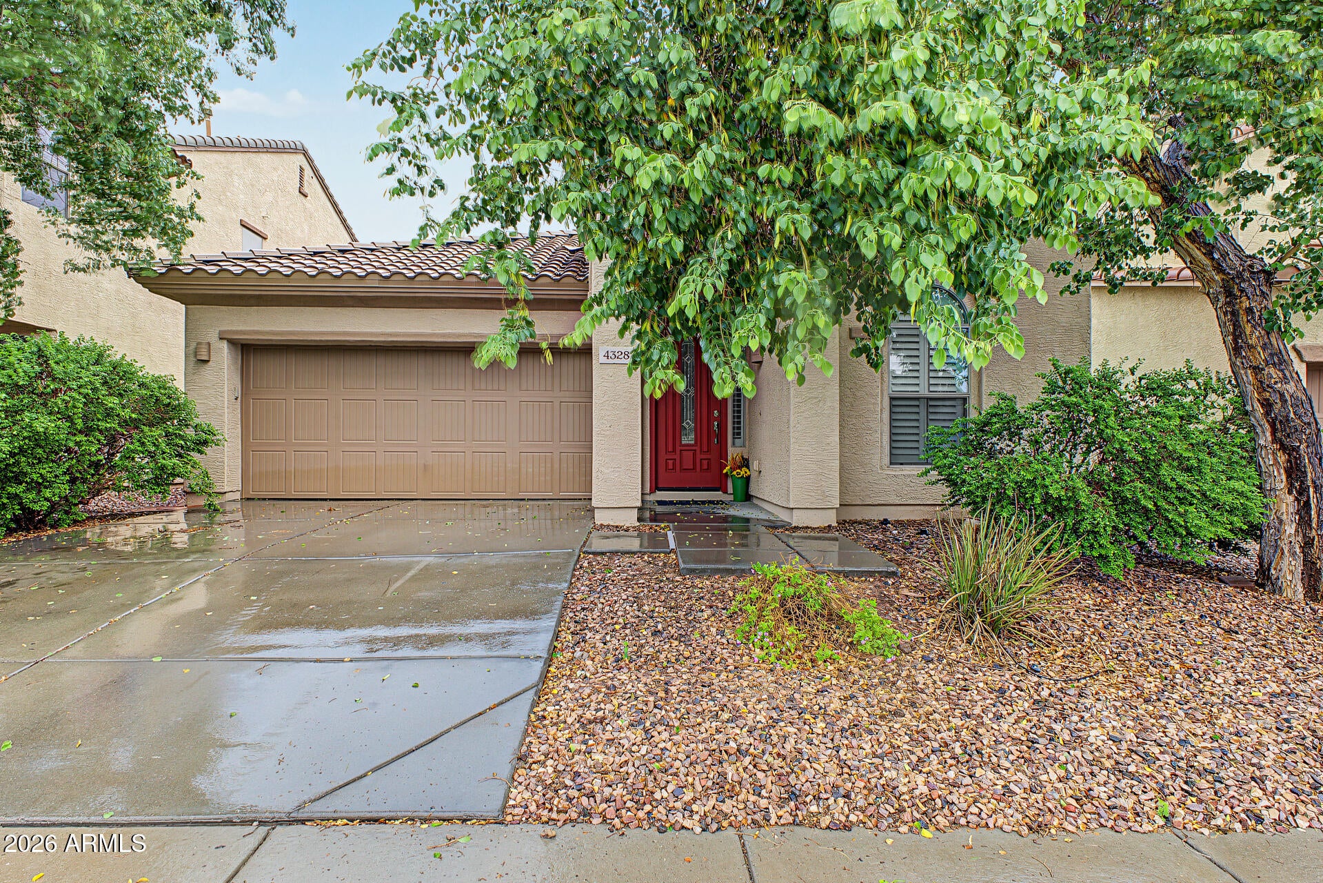 4328 W POWELL Drive