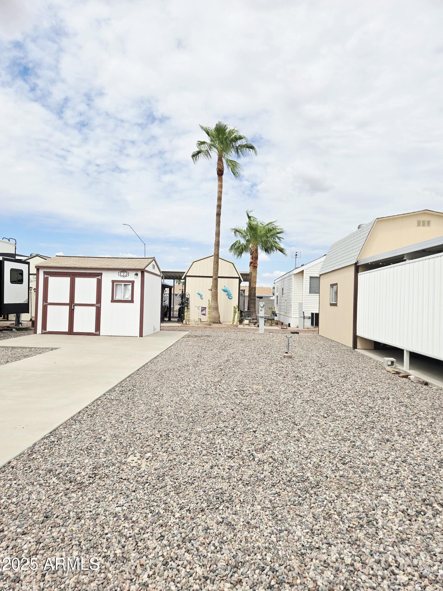 510 E FIESTA DEL SOL -- 30