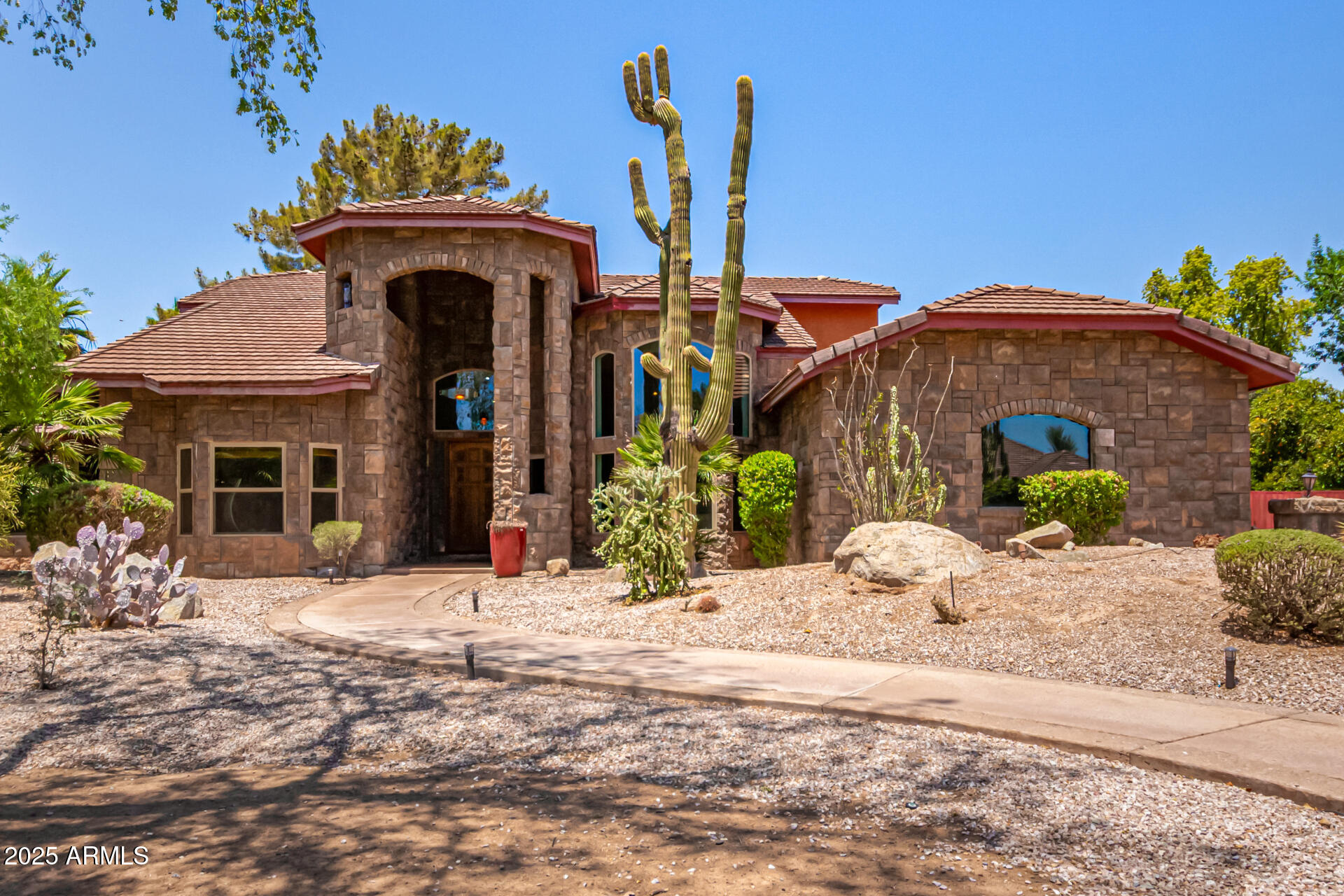 8606 S DORSEY Lane
