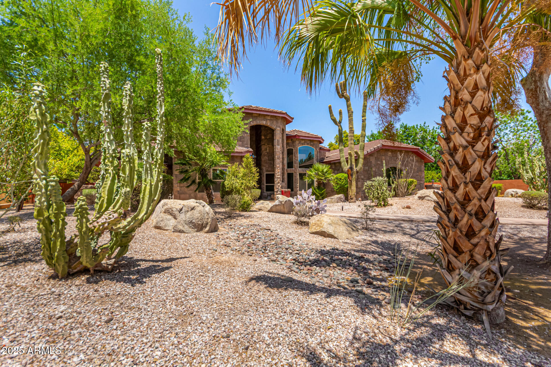 8606 S DORSEY Lane