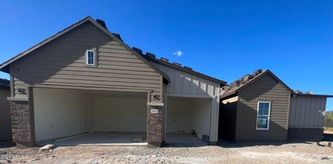 A home in Cave Creek