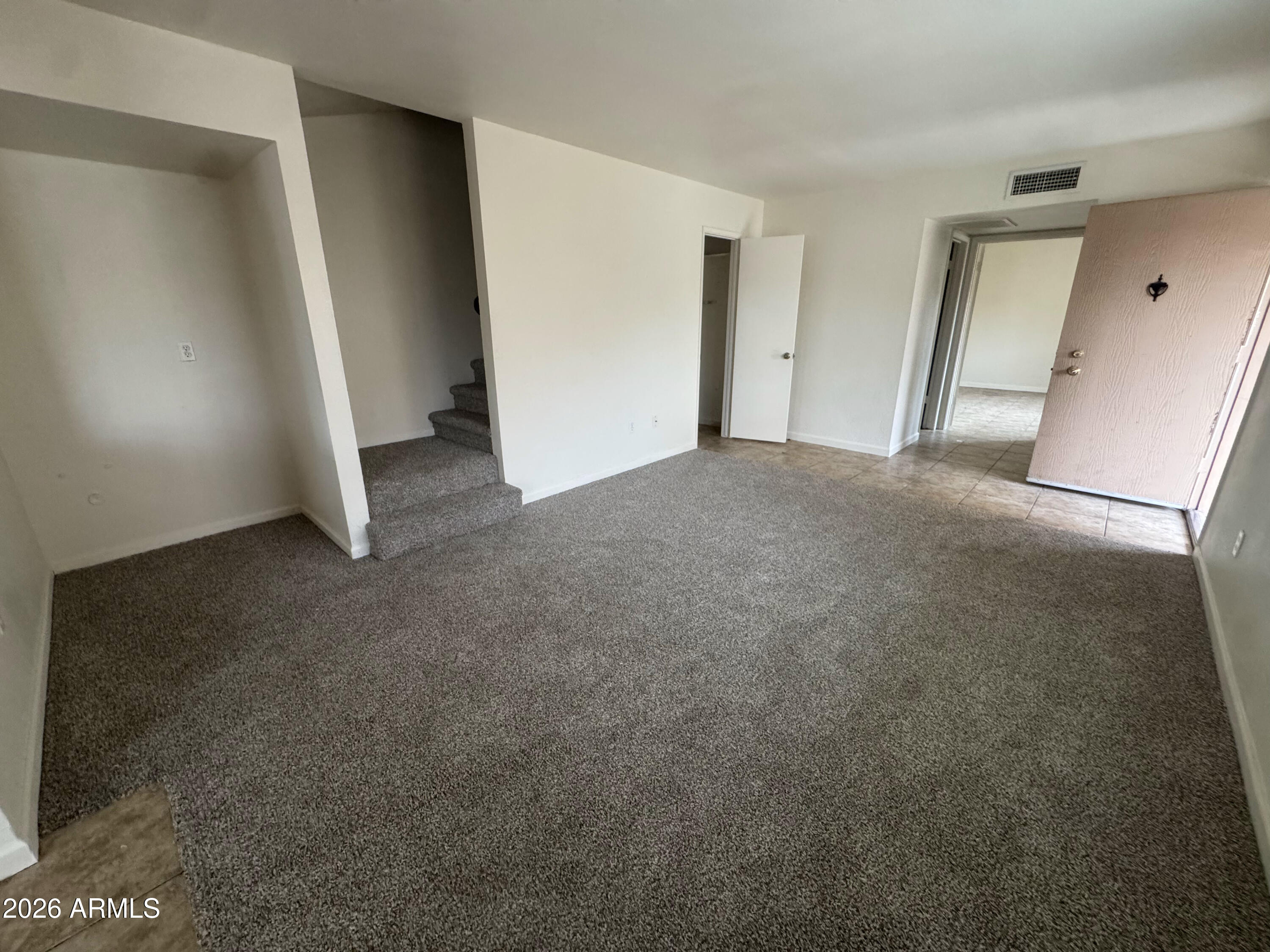 10828 N BILTMORE Drive 118