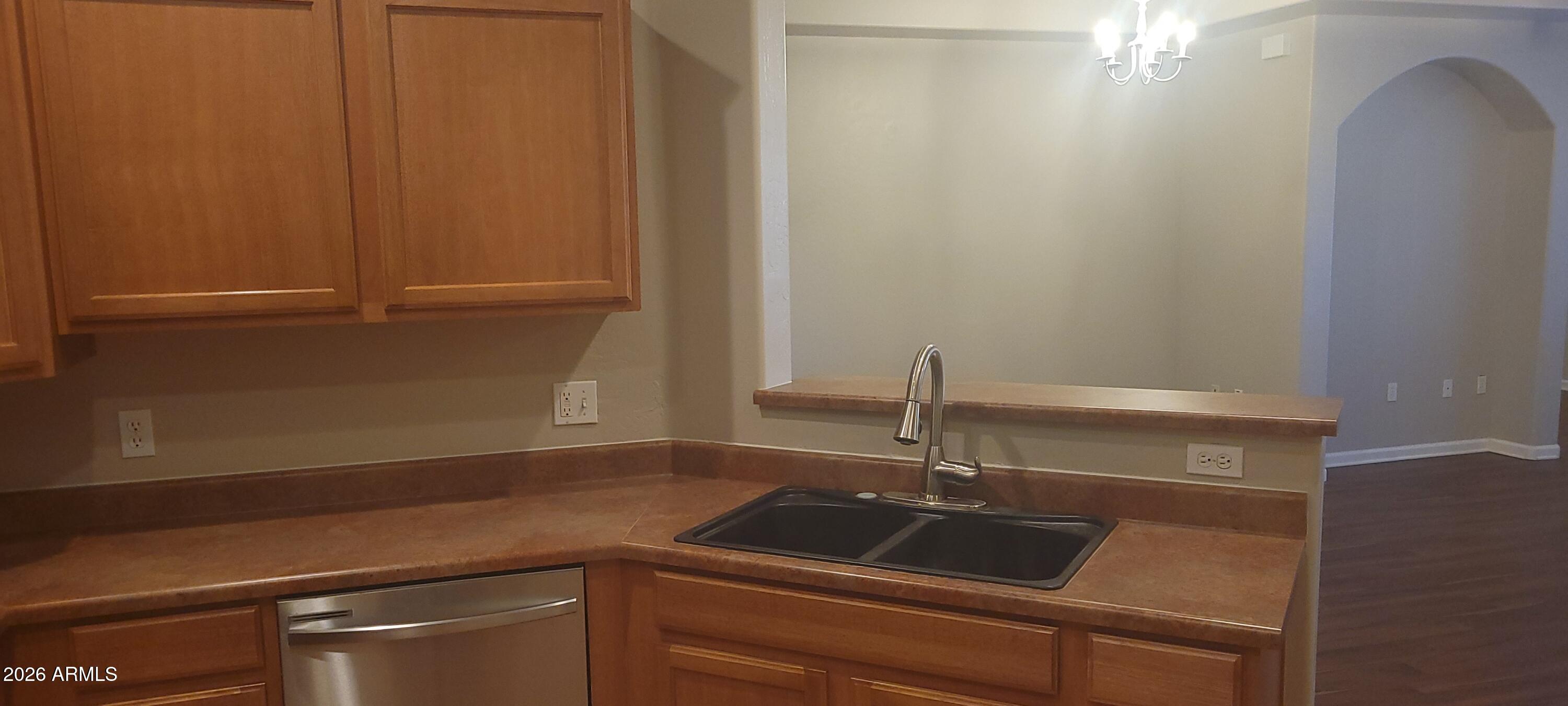 14575 W MOUNTAIN VIEW Boulevard 11103
