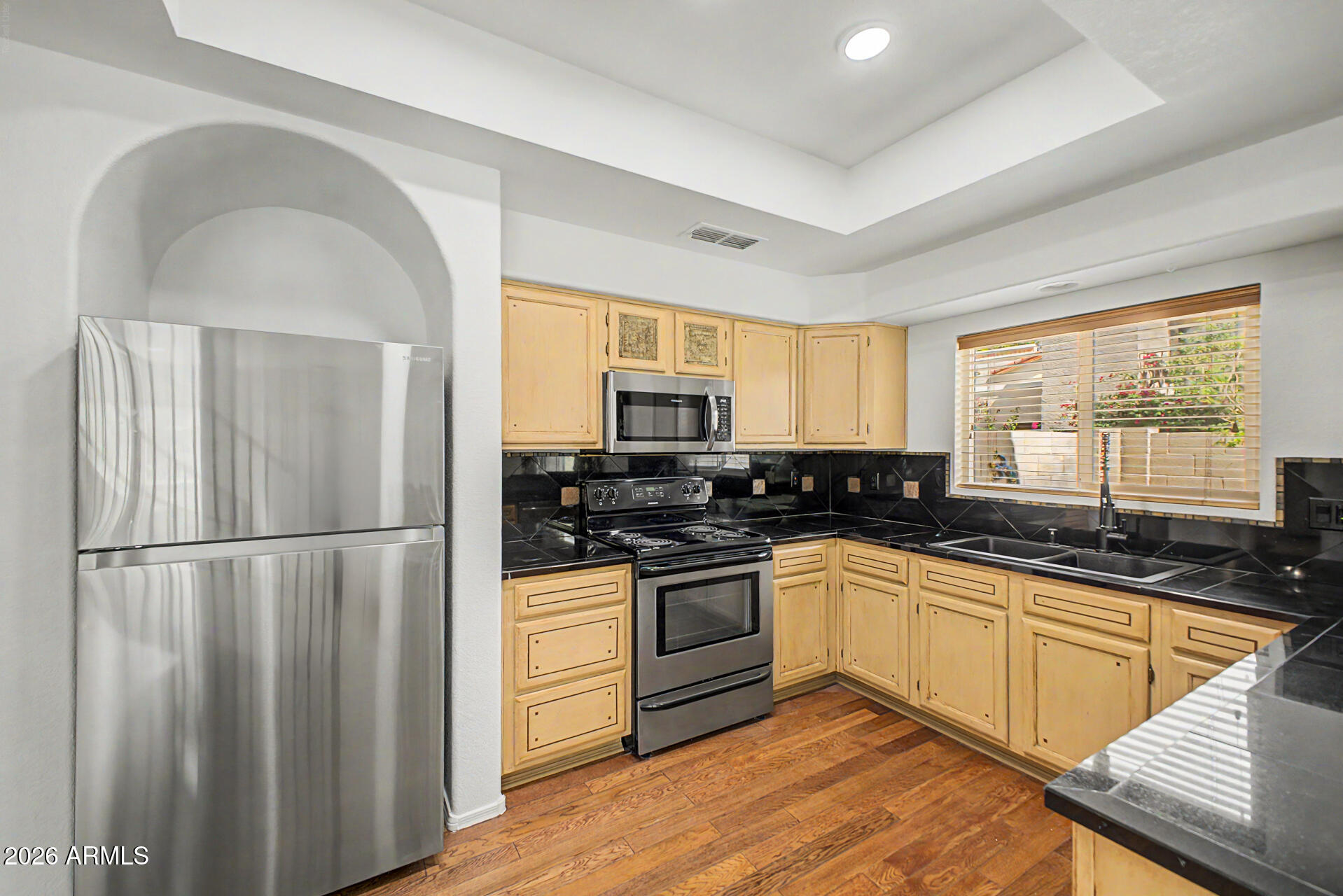 10247 N 12TH Place 2