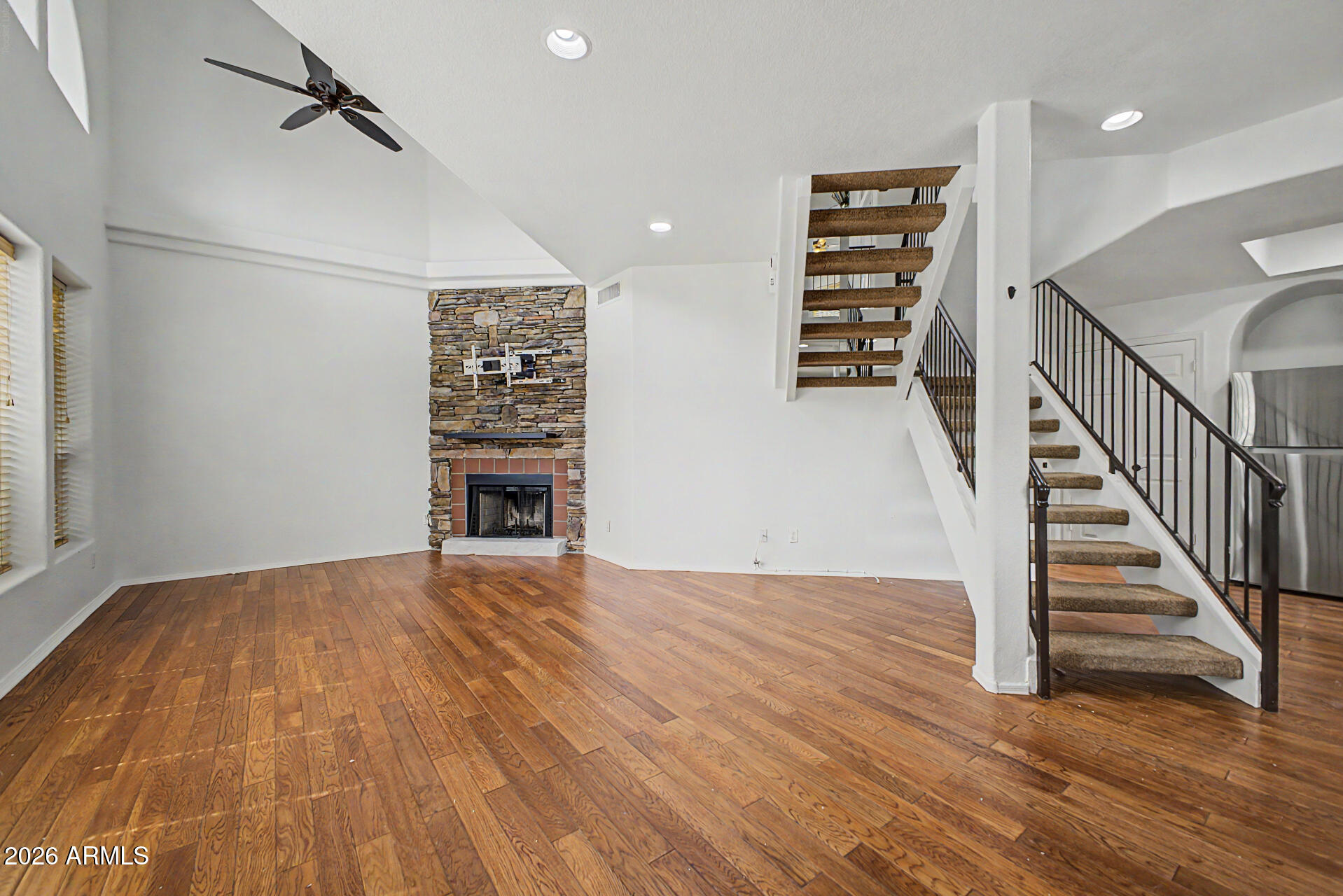 10247 N 12TH Place 2