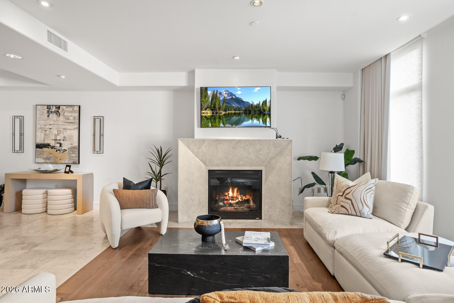 2402 E ESPLANADE Lane 204