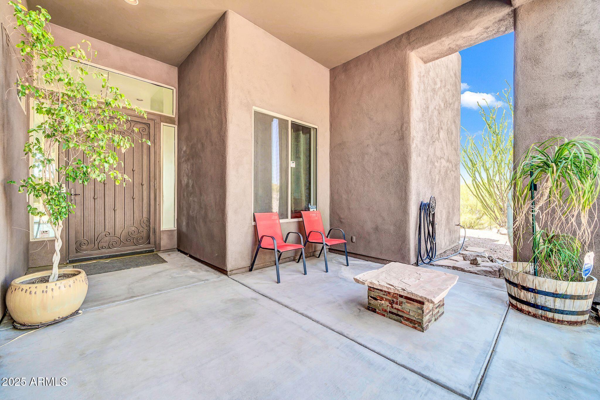 3335 W CARRIAGE Drive