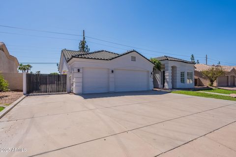 1062 N Robin Lane Mesa AZ 85213