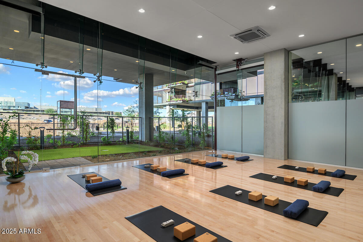 OPTIMA MCDOWELL MOUNTAIN VILLAGE CONDOMINIUM - Residential