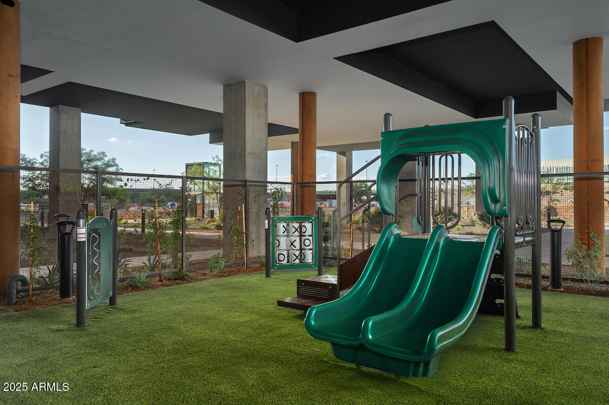OPTIMA MCDOWELL MOUNTAIN VILLAGE CONDOMINIUM - Residential
