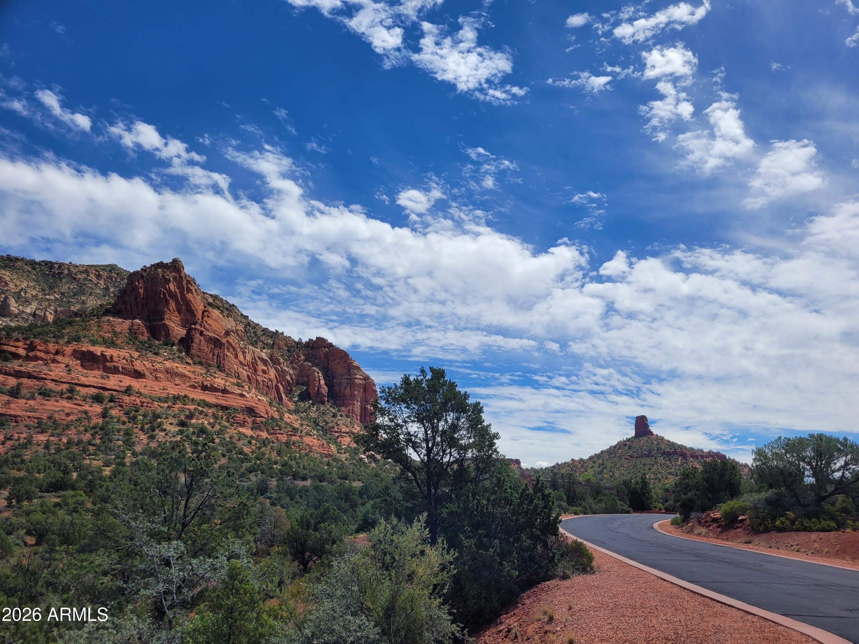 130 DESERT HOLLY Drive 7