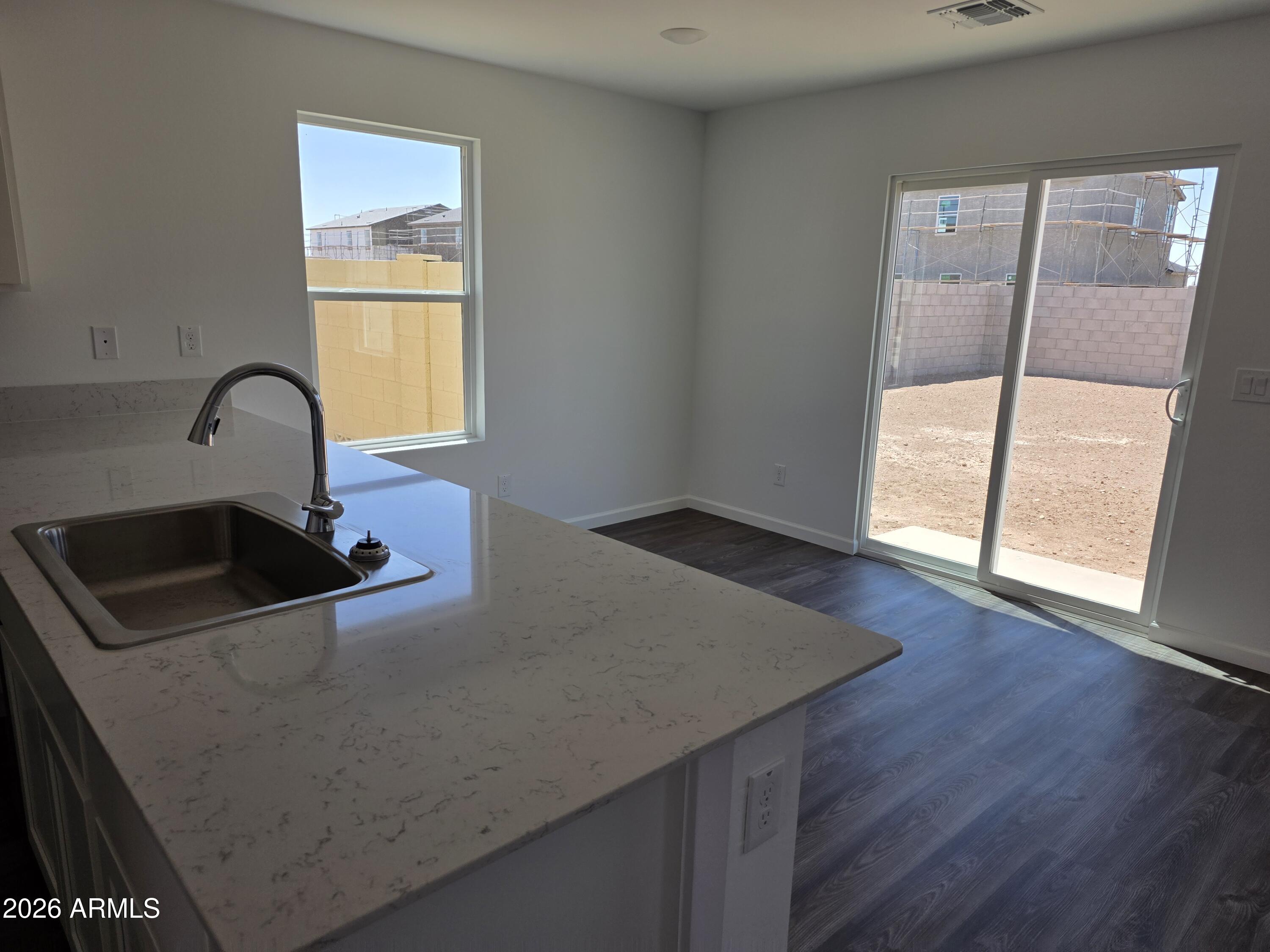 275 W SONORAN VISTA Circle