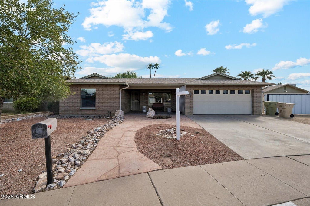 Photo of 9823 N 48th Drive, Glendale, AZ 85302 (MLS # 7069007)