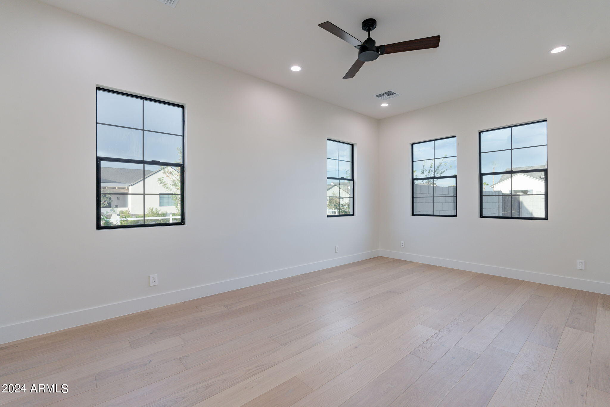 RAY ROAD & 154TH PLACE - Residential