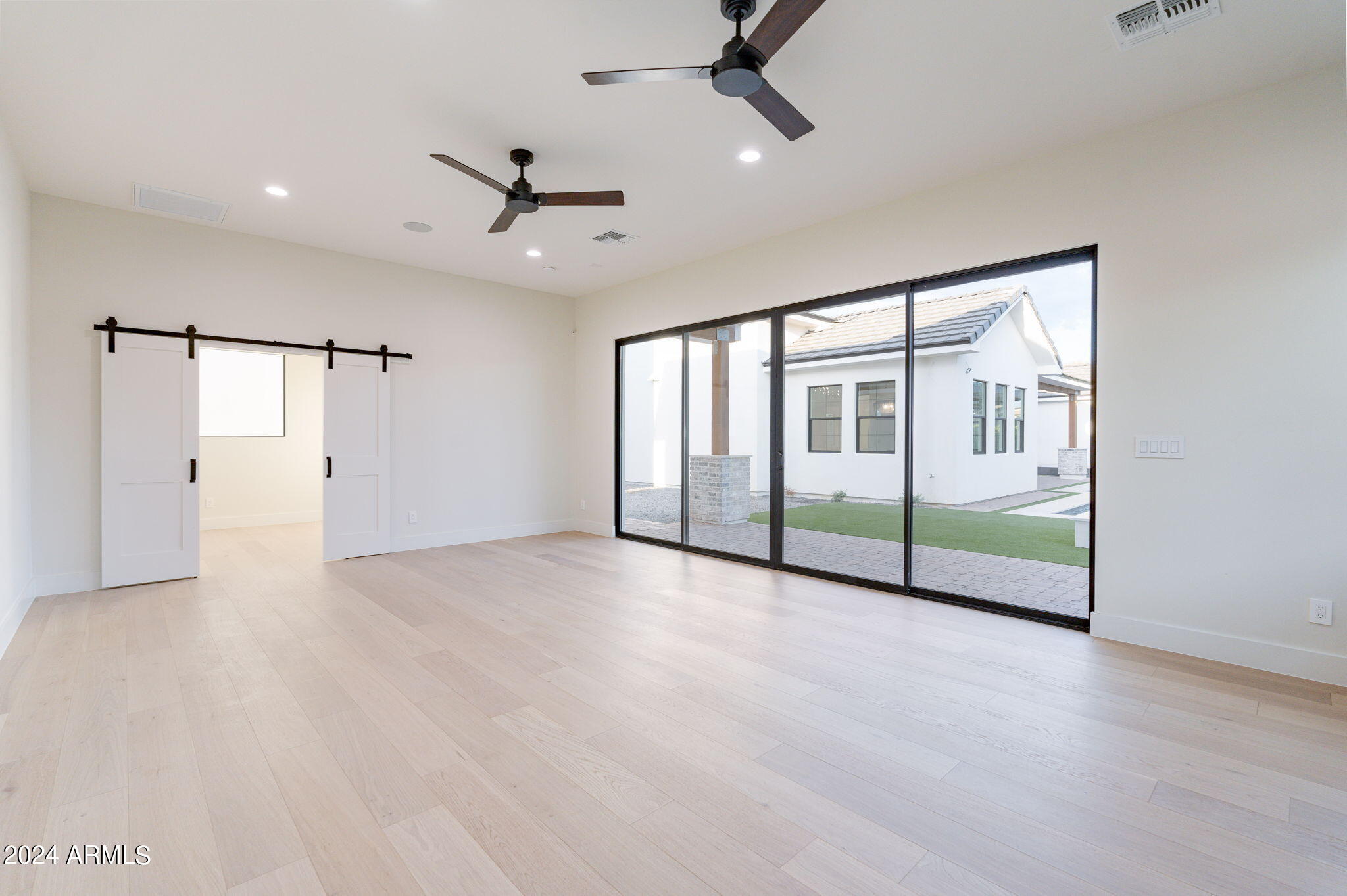 RAY ROAD & 154TH PLACE - Residential
