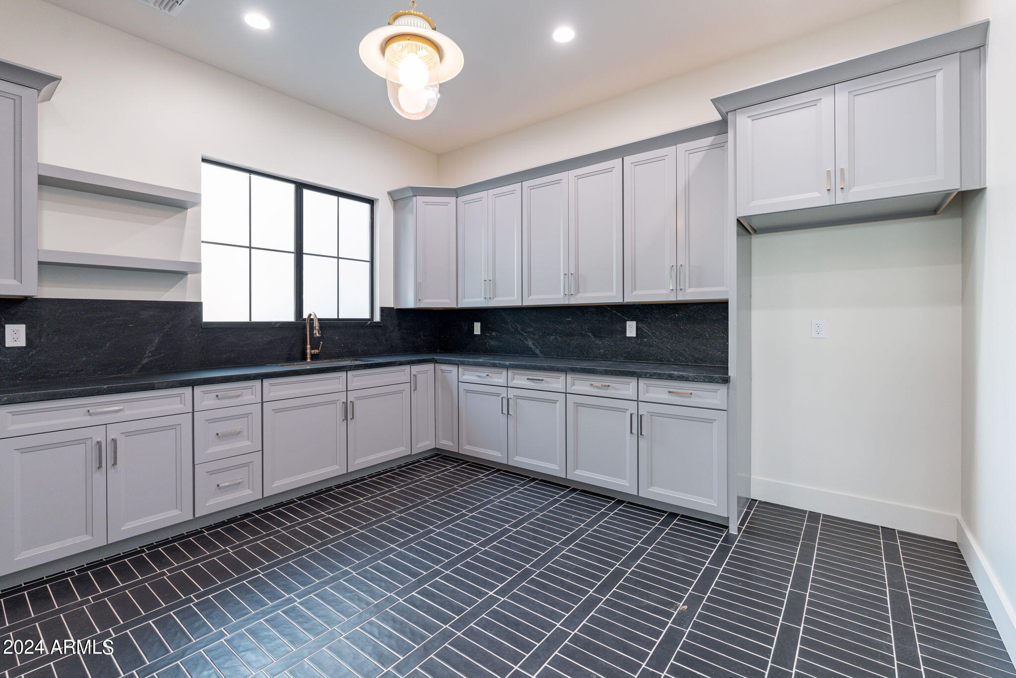 RAY ROAD & 154TH PLACE - Residential