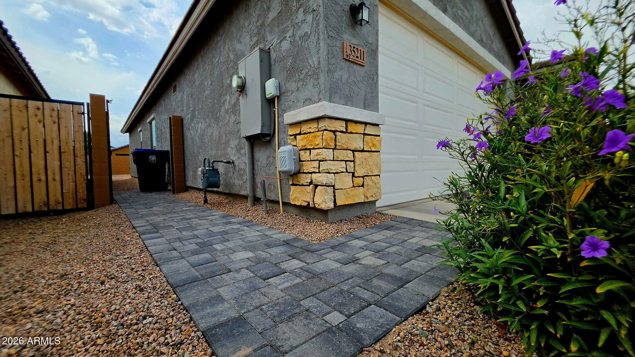 35211 W SANTA BARBARA Avenue