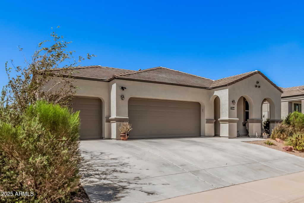 Photo of 3164 N Lainey Lane, Buckeye, AZ 85396 (MLS # 6918447)