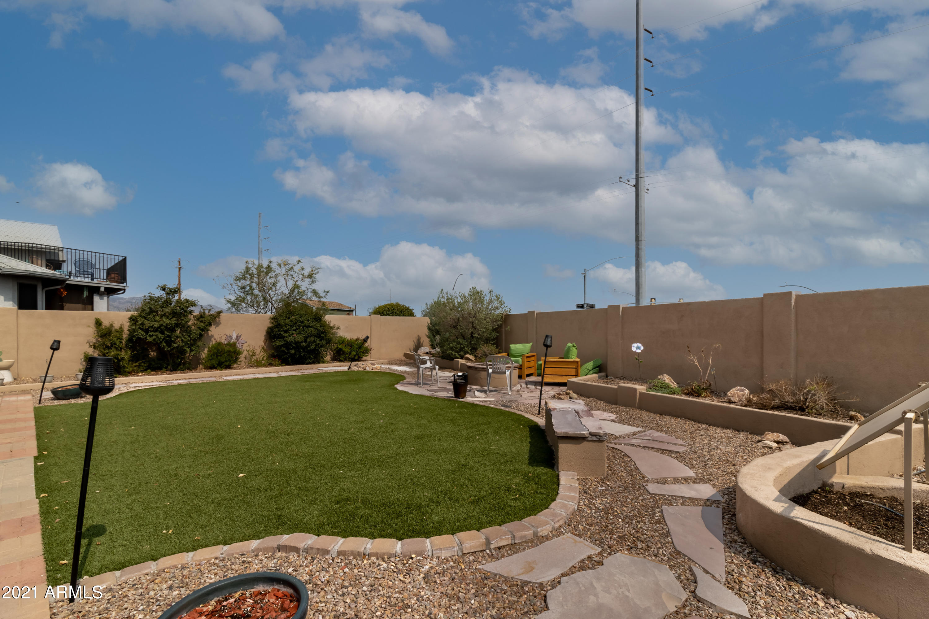 SHADOW RIDGE - Residential