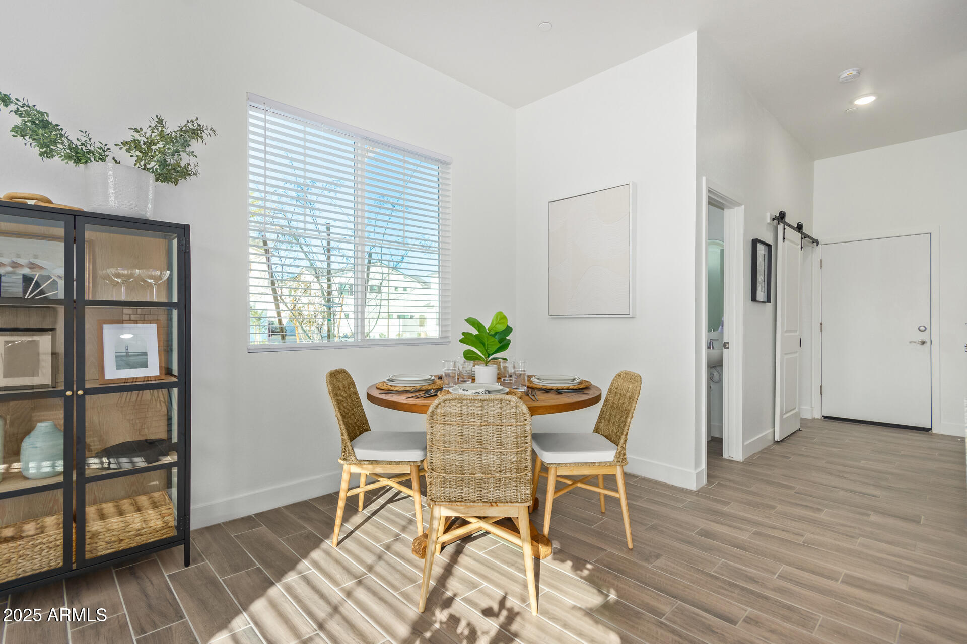 3230 E THOMAS Road 112