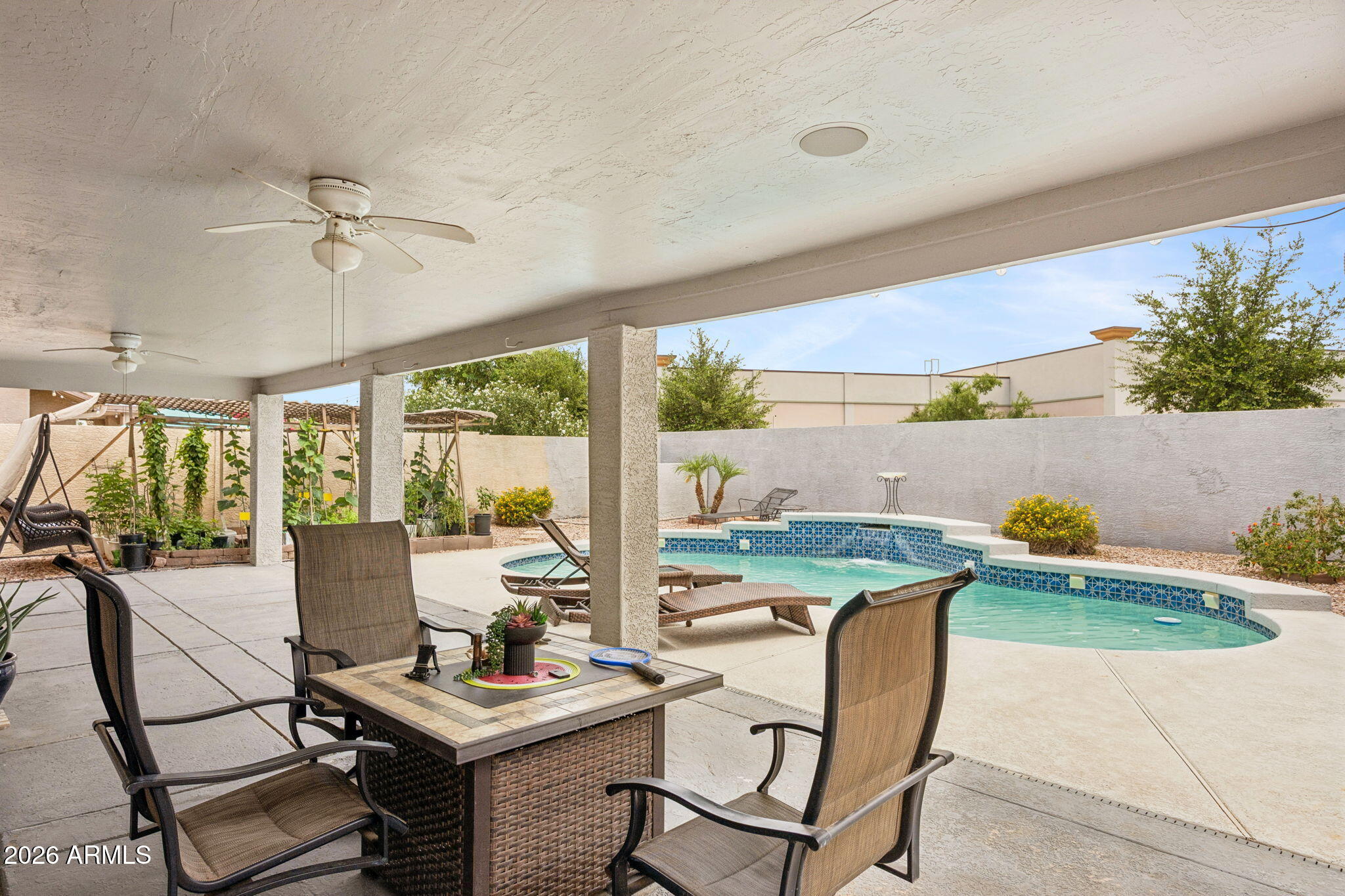 EL DORADO LAKES GOLF COMMUNITY TRACT I - Residential