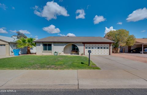 Single Family Residence in Phoenix AZ 2720 LIBBY Street.jpg