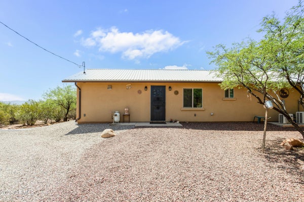 1838 E HOOTIN HOLLER TRL, HUACHUCA CITY, AZ 85616 - Image efb7499ea6f4c4afe5b2087021f2cfa6/4094540141