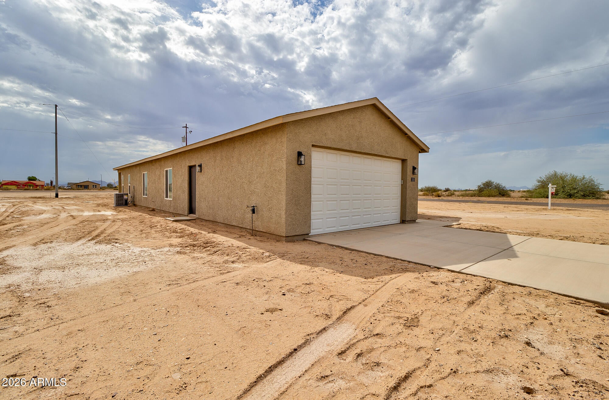 3505 N ALGODON Drive