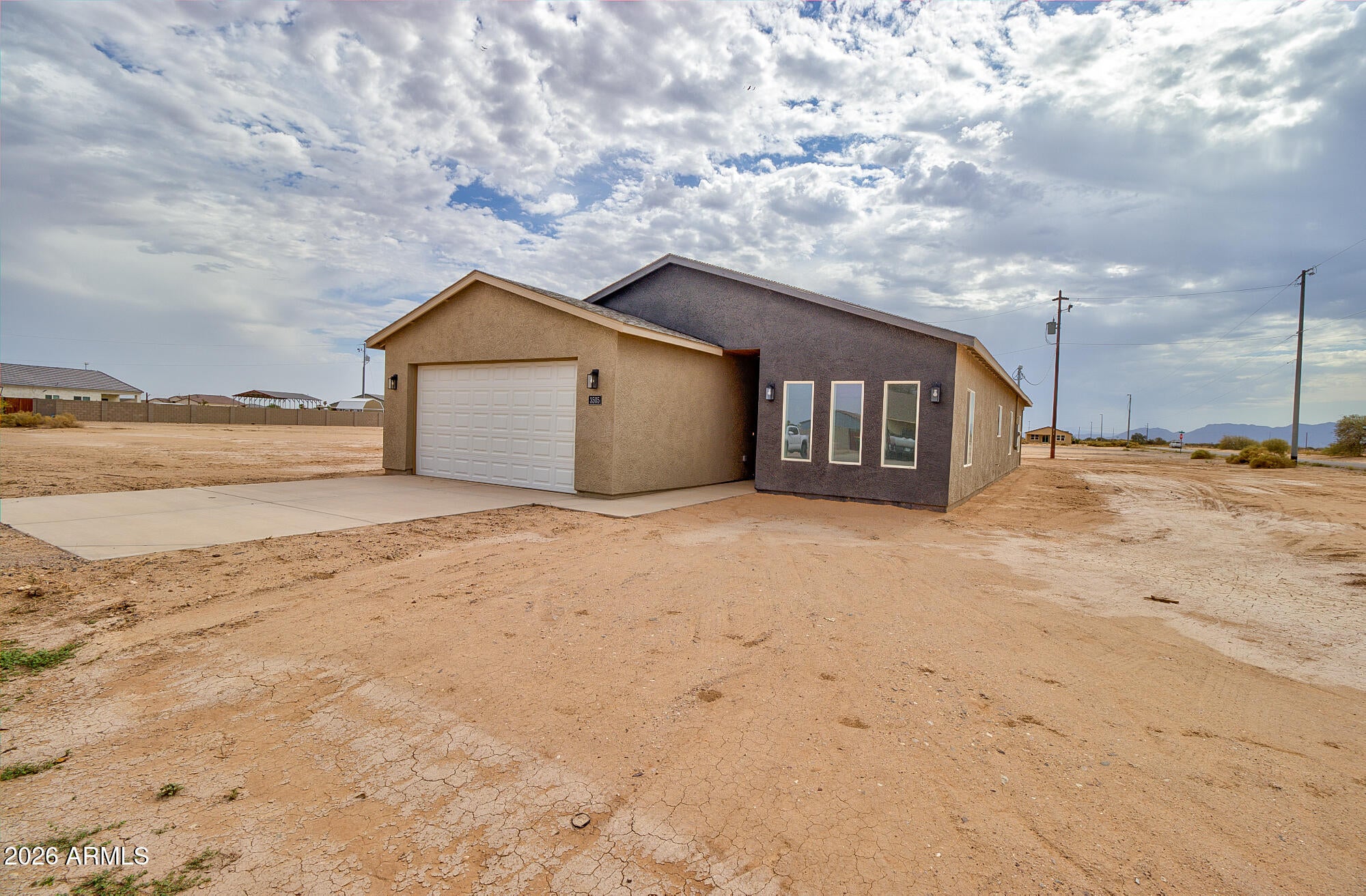 3505 N ALGODON Drive