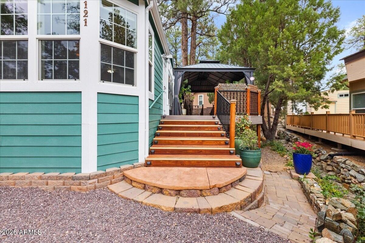 Pine Lakes - Residential