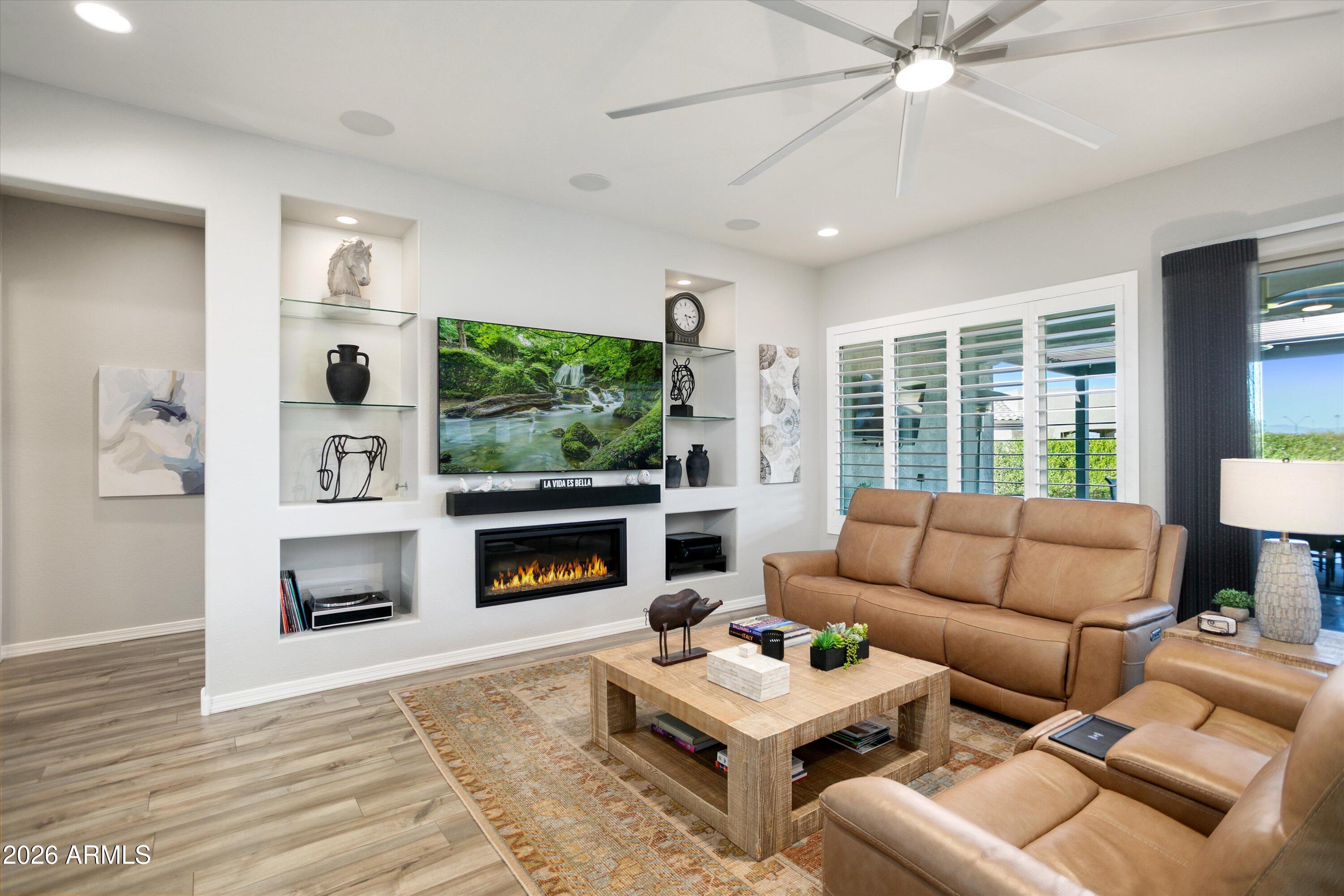 26398 W ORAIBI Drive