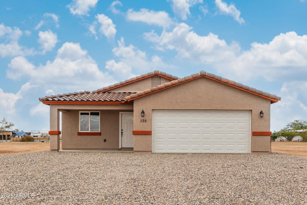 Photo of 130 S 352nd Drive, Tonopah, AZ 85354 (MLS # 6951354)