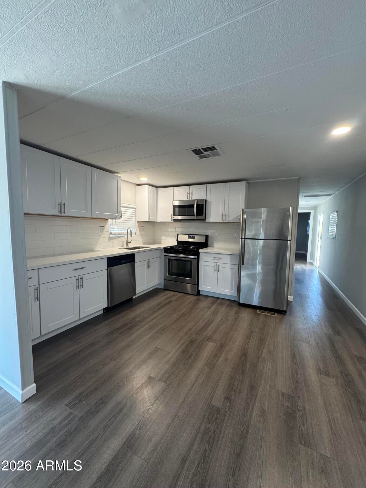 303 S Recker Road 200