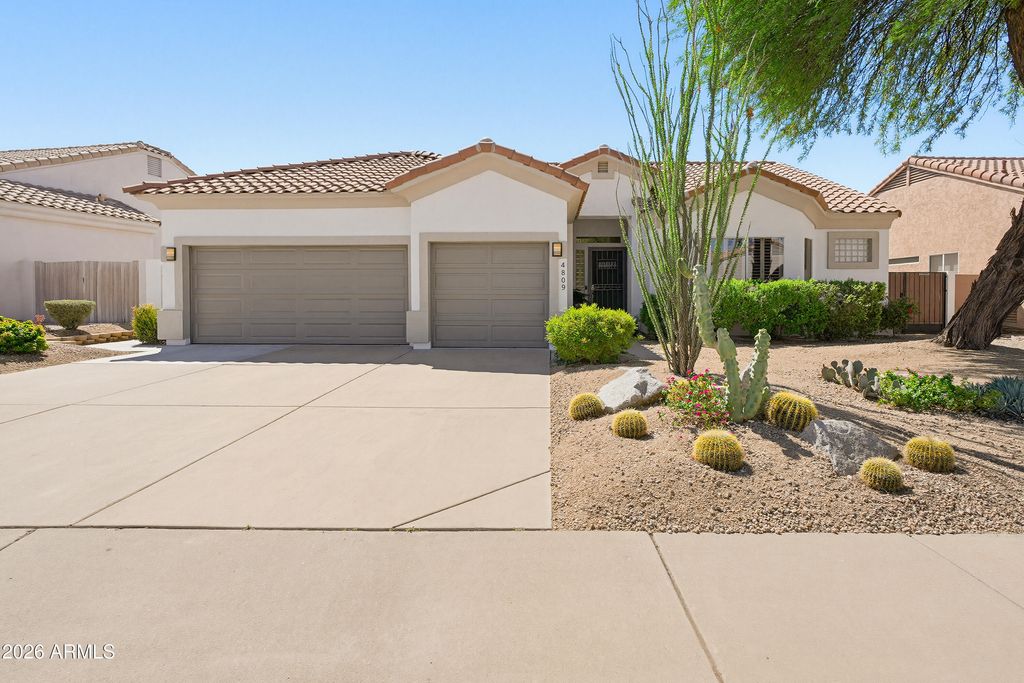 Photo of 4809 E Peak View Road, Cave Creek, AZ 85331 (MLS # 7011564)