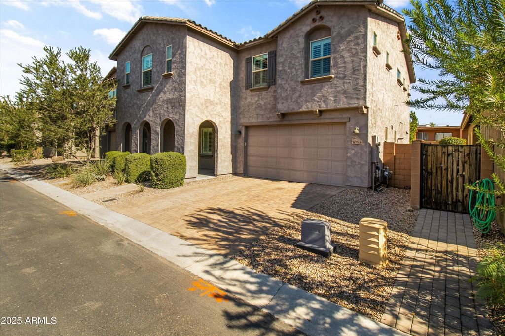 Photo of 1063 N 70th Way, Scottsdale, AZ 85257 (MLS # 6947083)