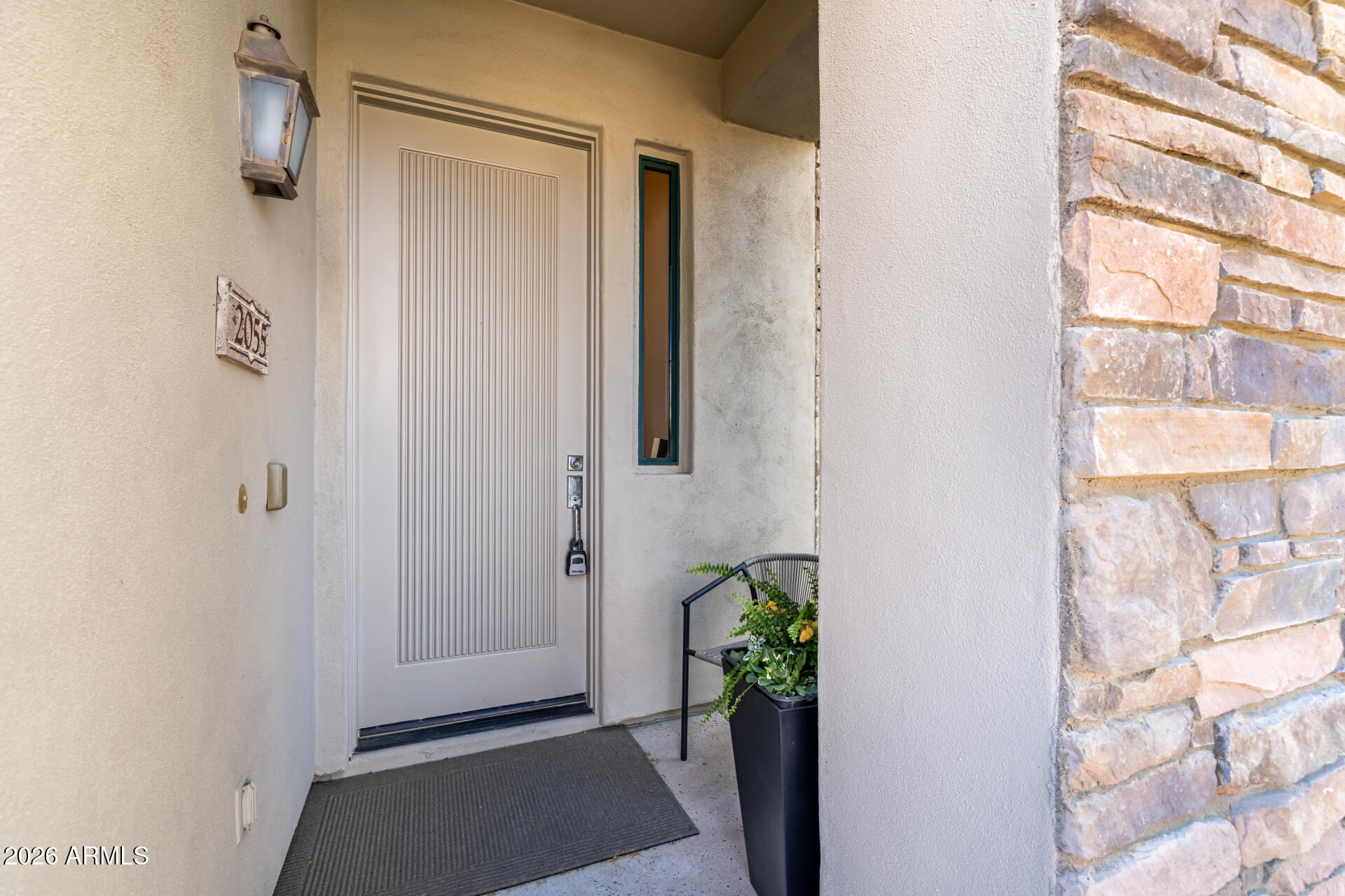 19550 N GRAYHAWK Drive 2055