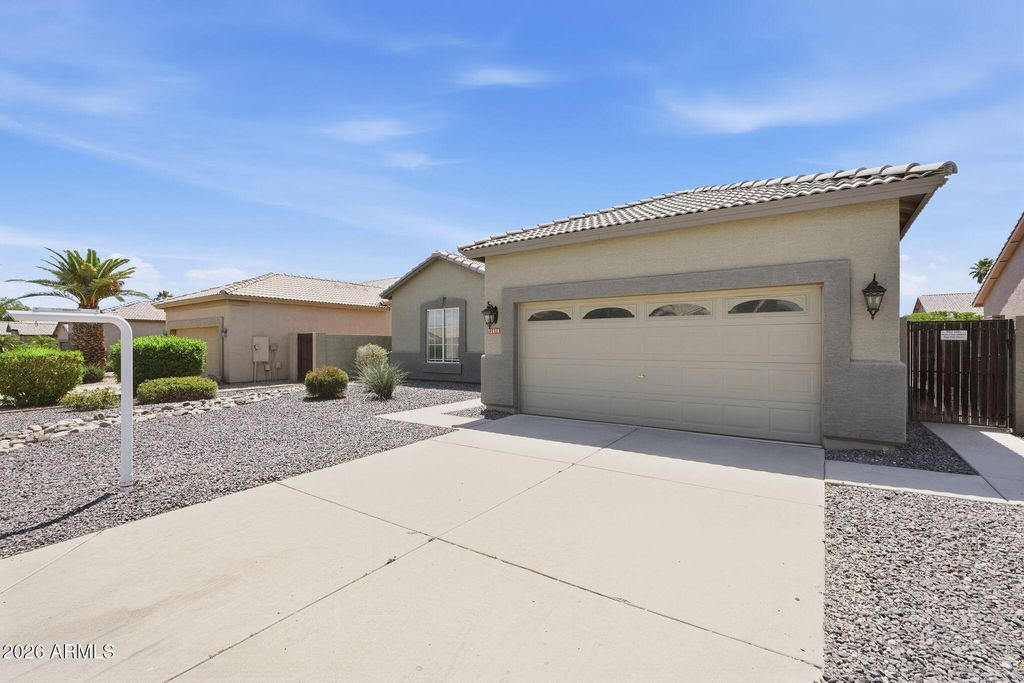 Photo of 13585 W Ironwood Street, Surprise, AZ 85374 (MLS # 7022771)
