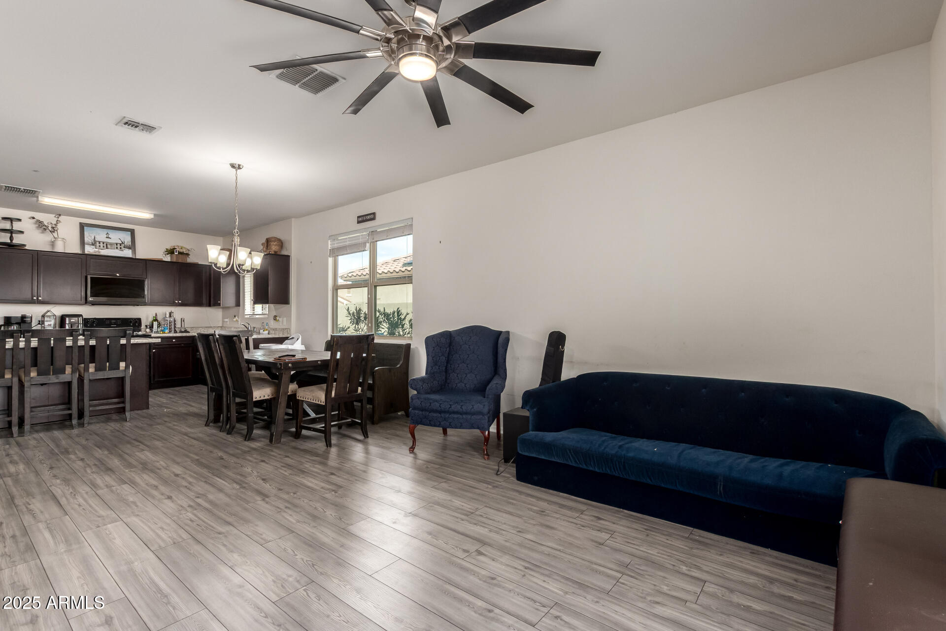 25255 W BURGESS Lane