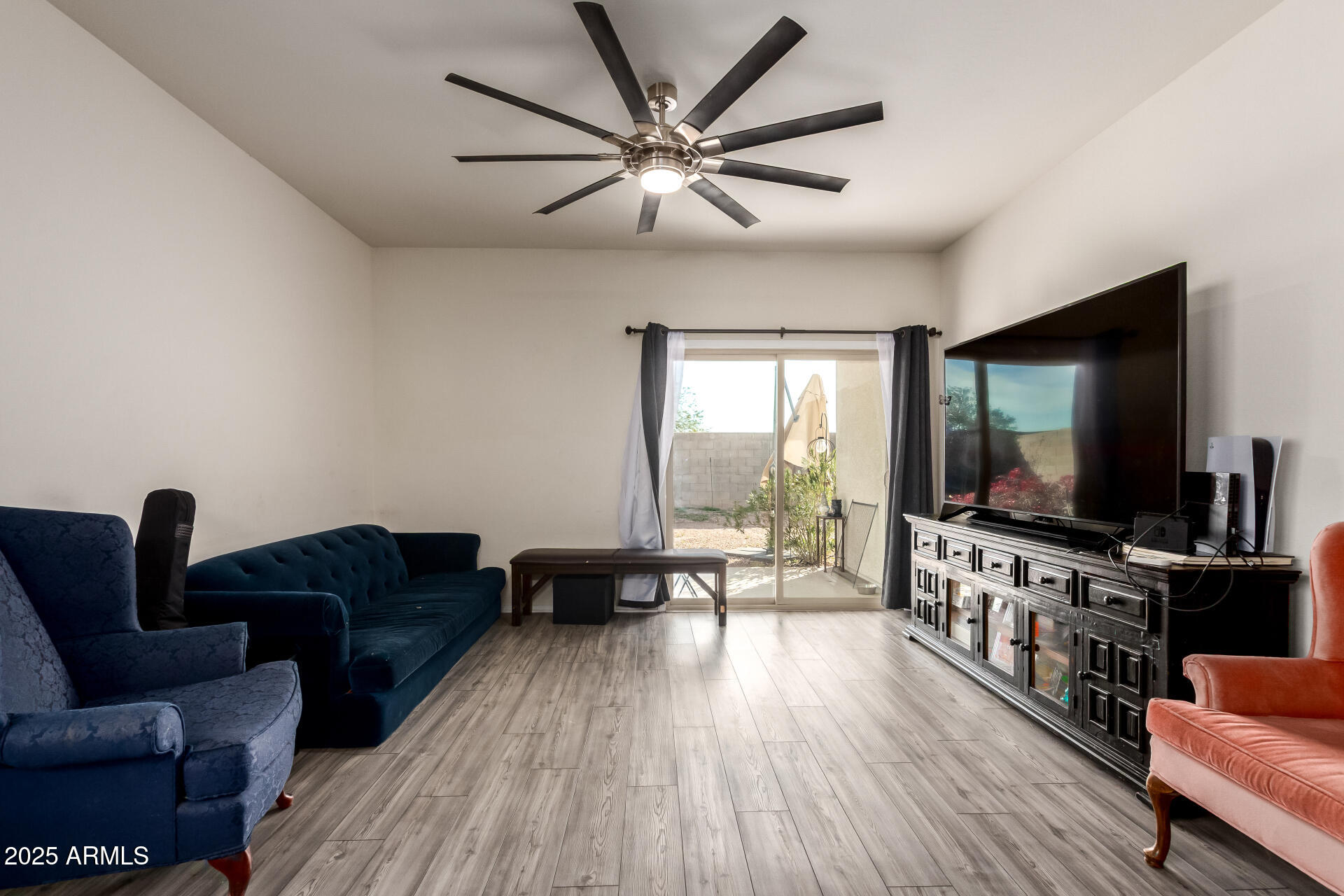 25255 W BURGESS Lane