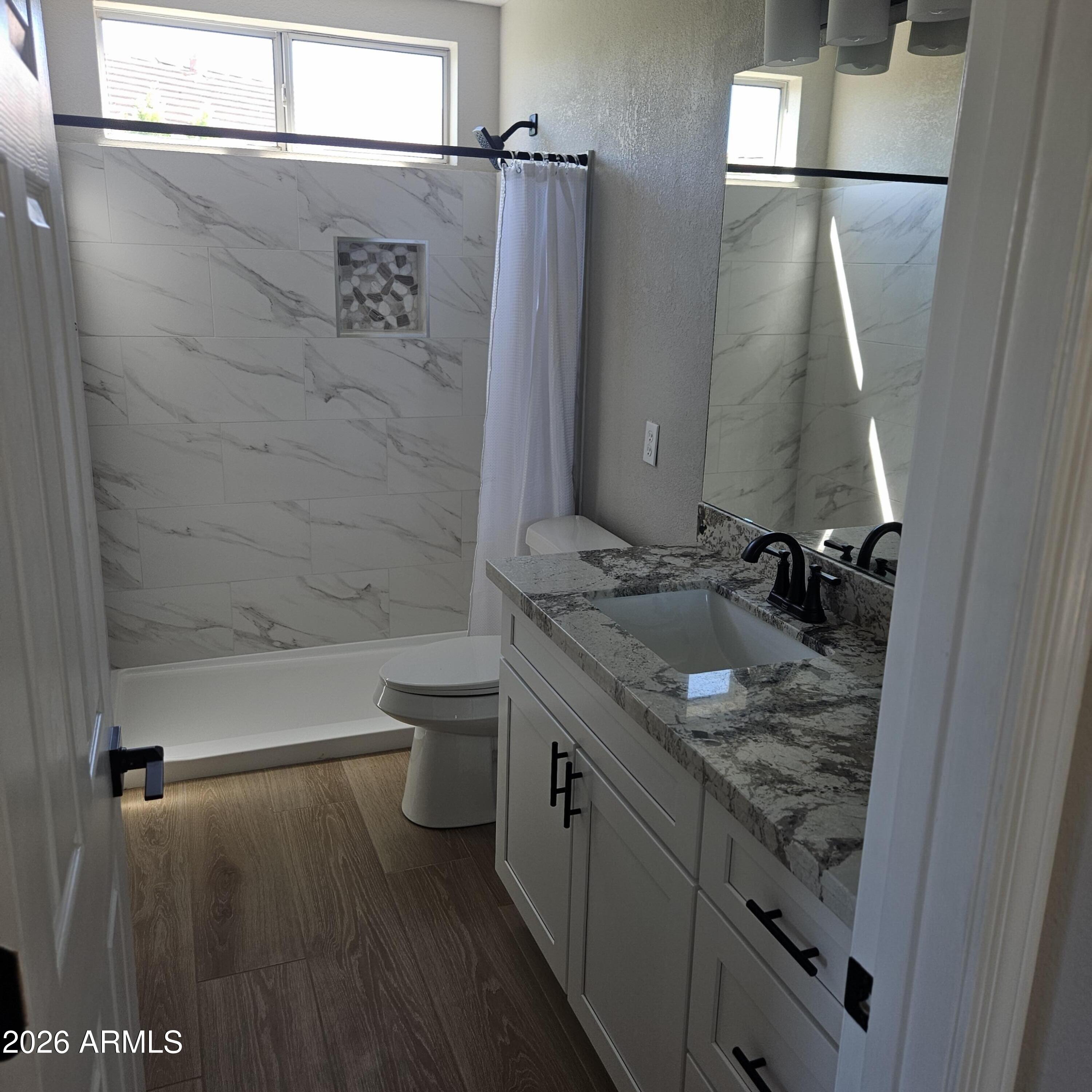 CAYS PAVILLION 2 - Residential